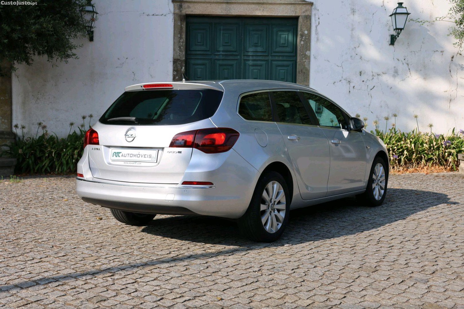 Opel Astra Sports Tourer 1.6 CDTI Cosmo — photo 4