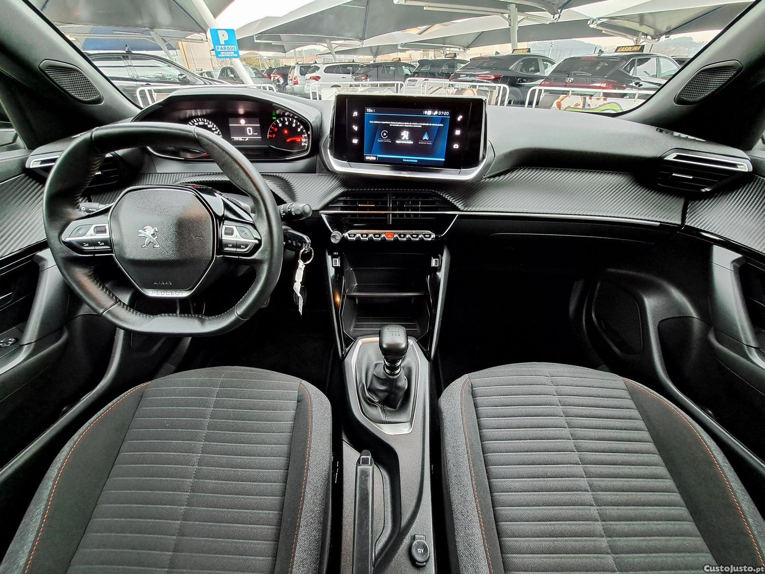 Peugeot 2008 1.2 PureTech Active Pack — fotografia 11