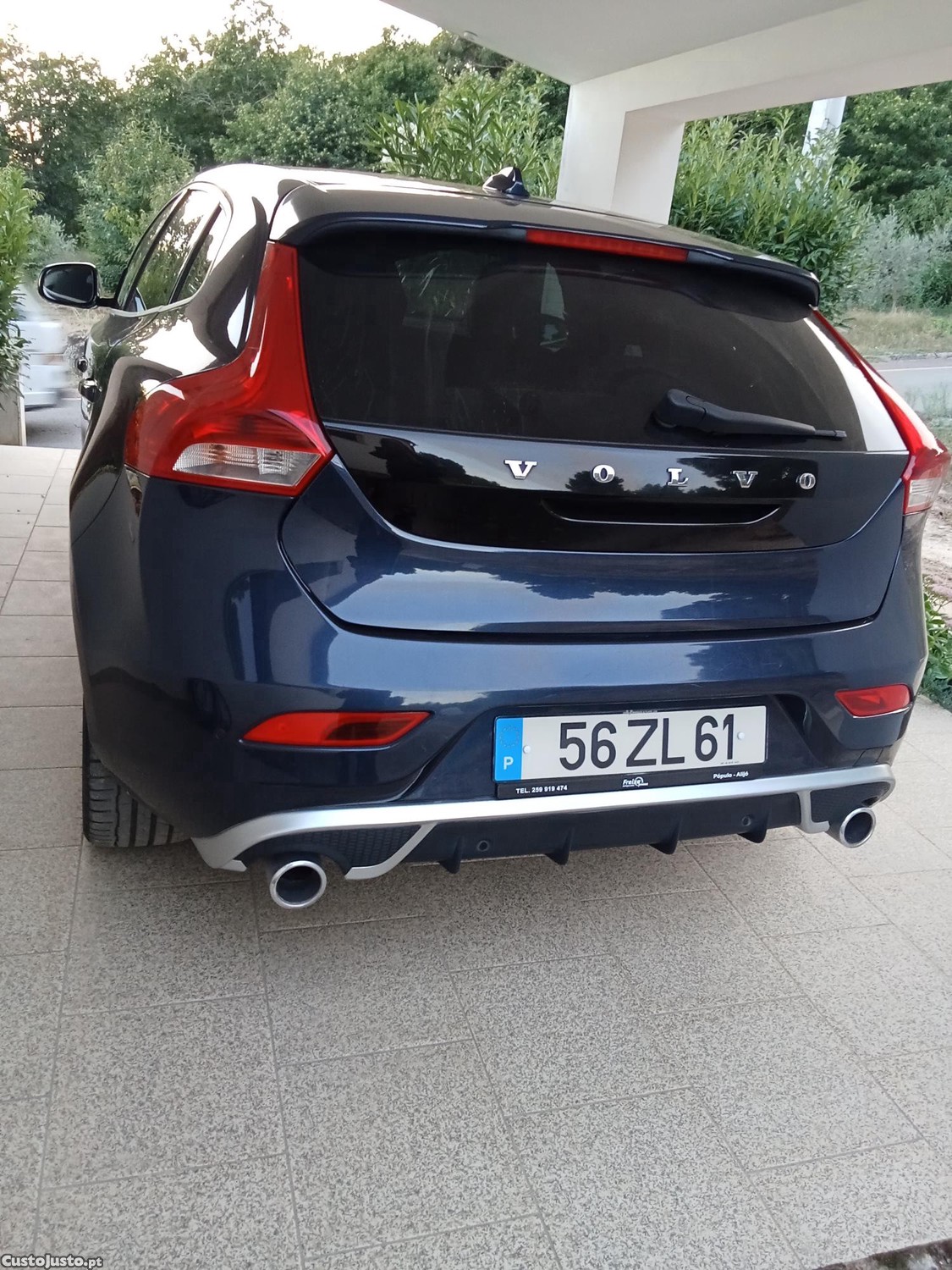 Volvo V40 R design — photo 4