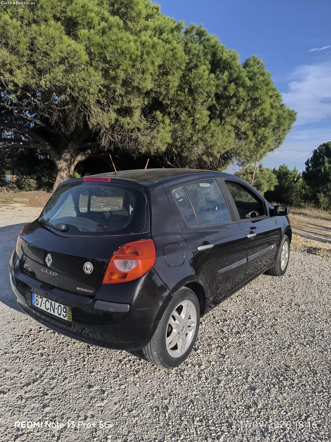 Renault Clio Expression — fotografia 5