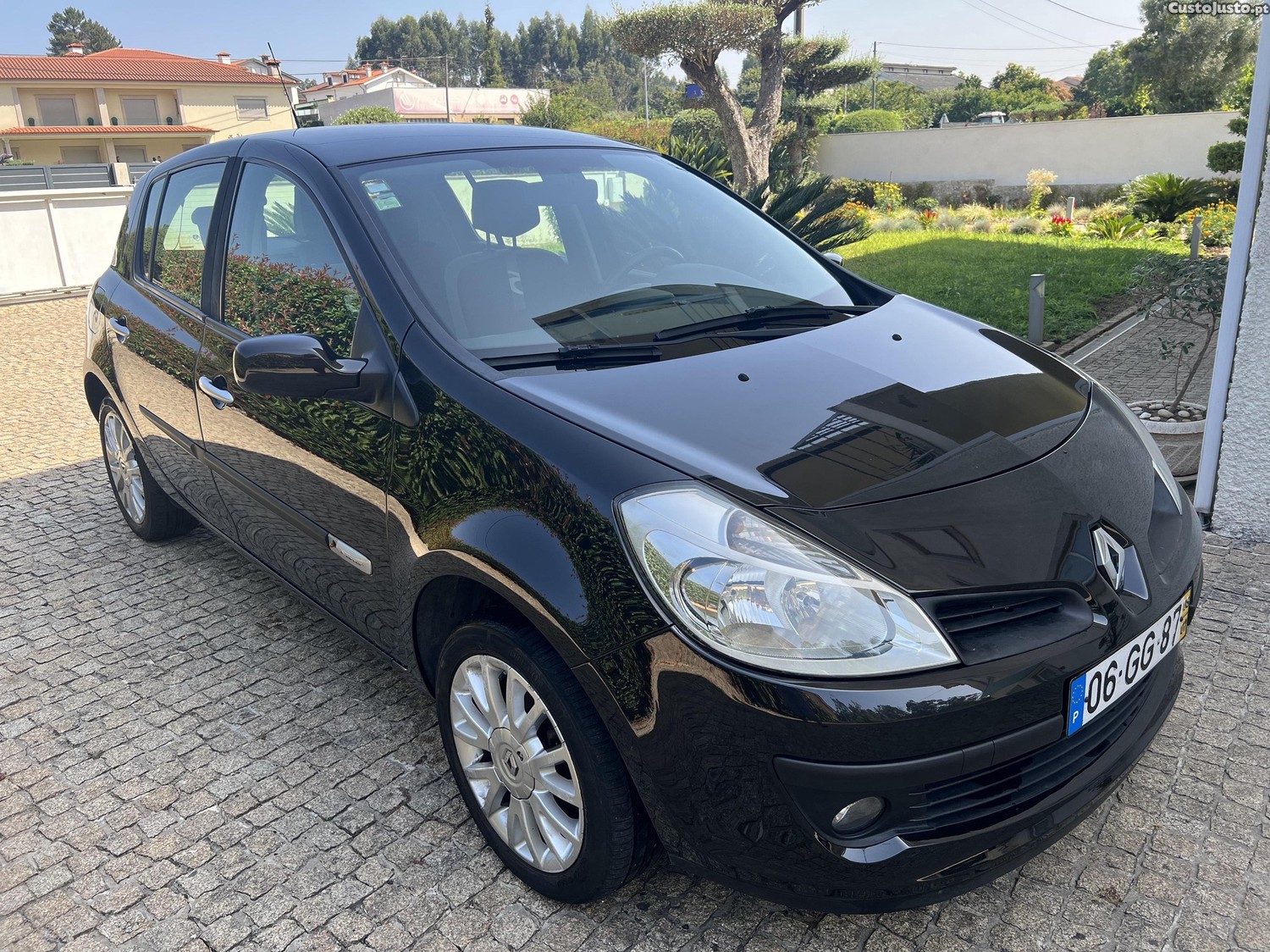 Renault Clio 1.2 16V 1 dono 170.000km — fotografia 10