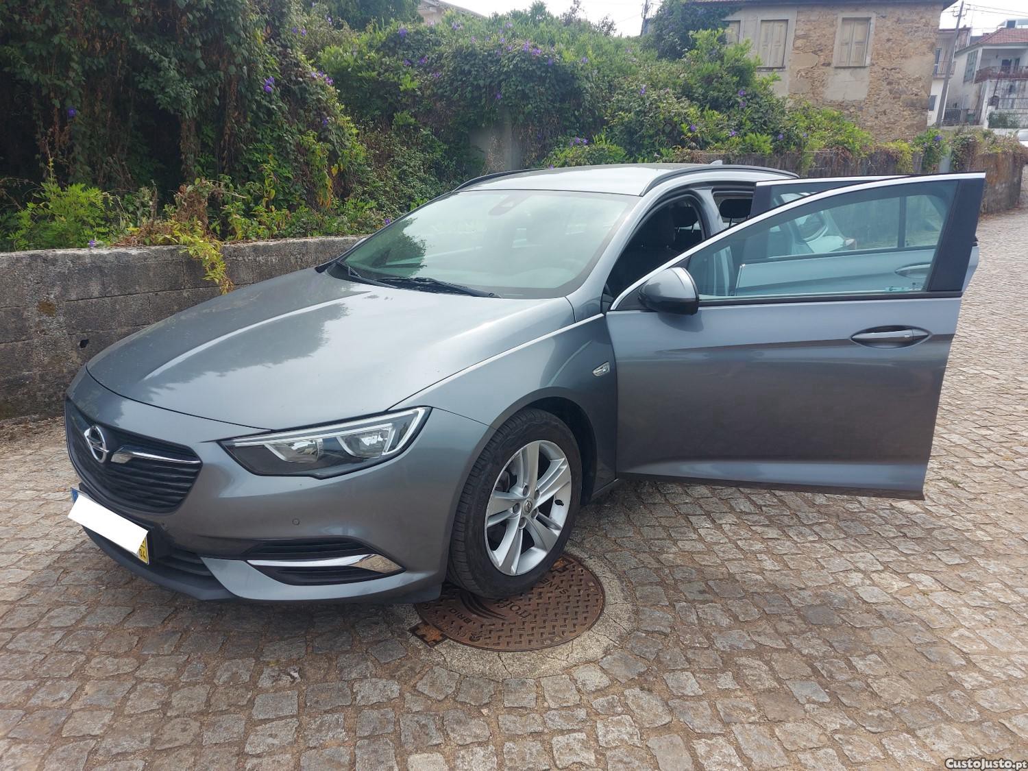 Opel Insignia Sports Tourer — photo 5