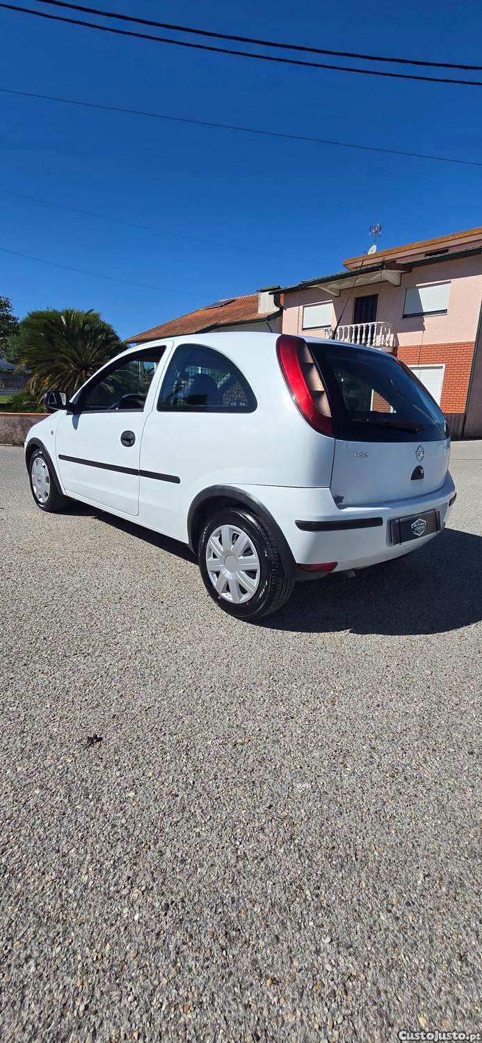 Opel Corsa CDTI Ano 2004 — photo 5
