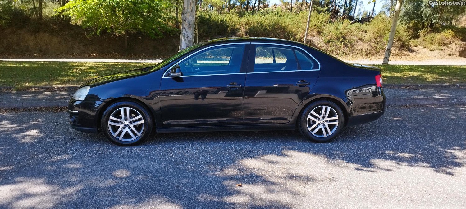 VW Jetta Jetta 1.9 tdi 105 cv Nacional — photo 2