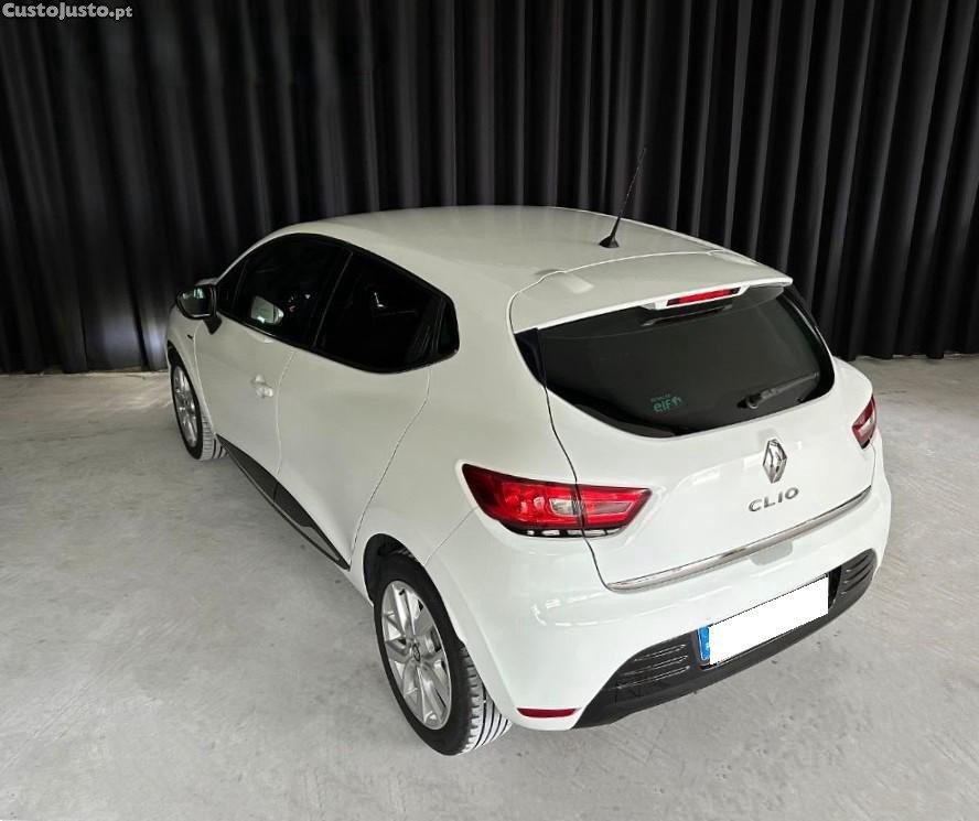 Renault Clio 0.9 TCE Limited — fotografia 9