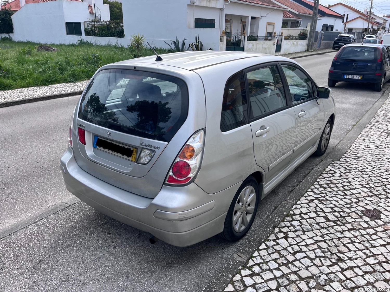 Suzuki Liana 1.4DDis GLX — fotografia 7