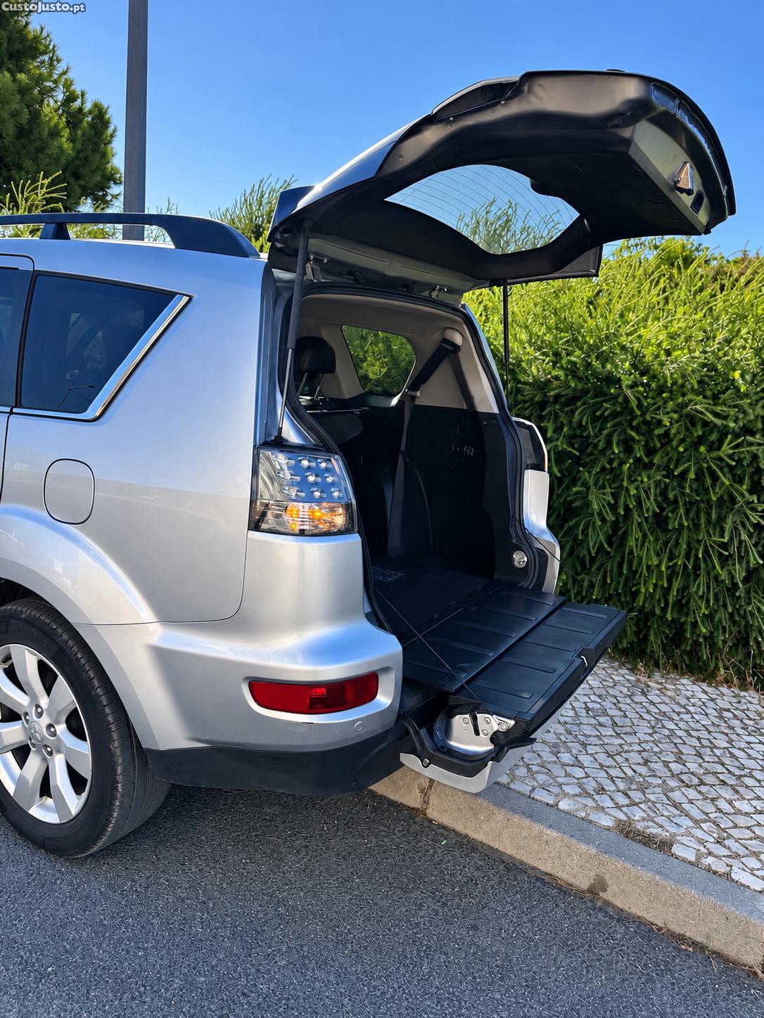 Mitsubishi Outlander 2.2 - 10 foto 3