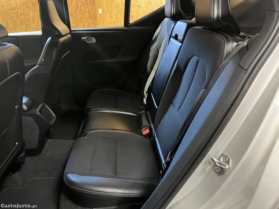 Volvo XC 40 2.0 D3 — fotografia 7