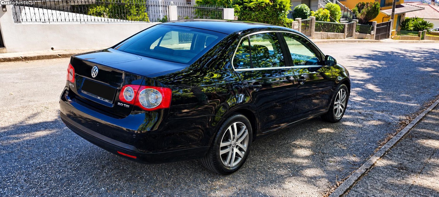 VW Jetta Jetta 1.9 tdi 105 cv Nacional — photo 3