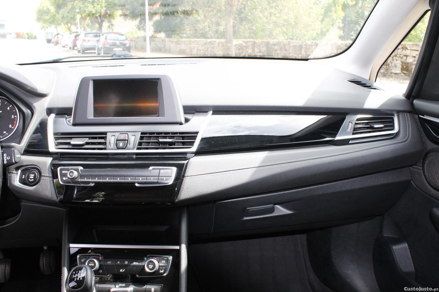 BMW 216 Active Tourer Line Sport — fotografia 8