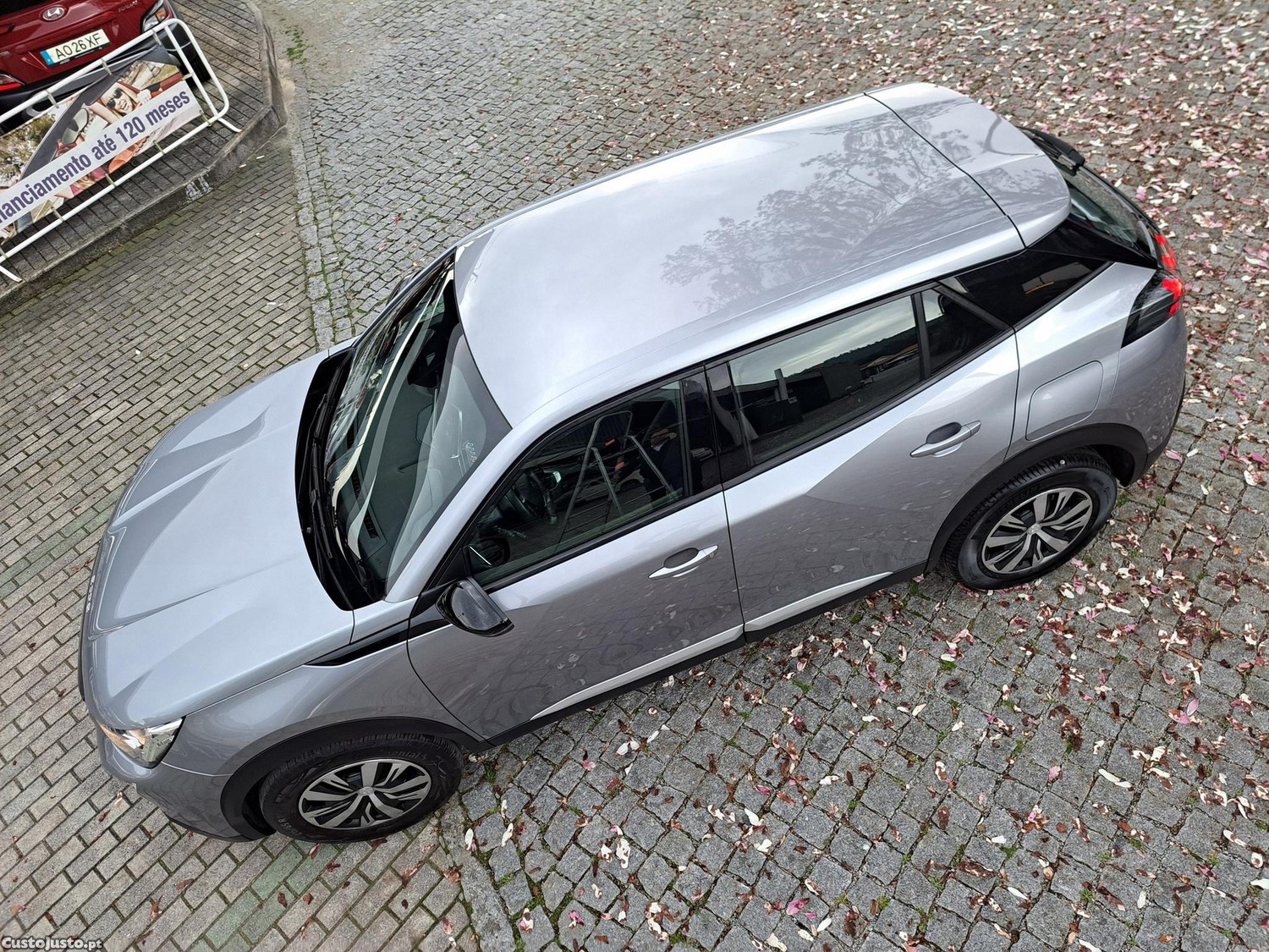 Peugeot 2008 1.2 PureTech Active Pack — fotografia 2