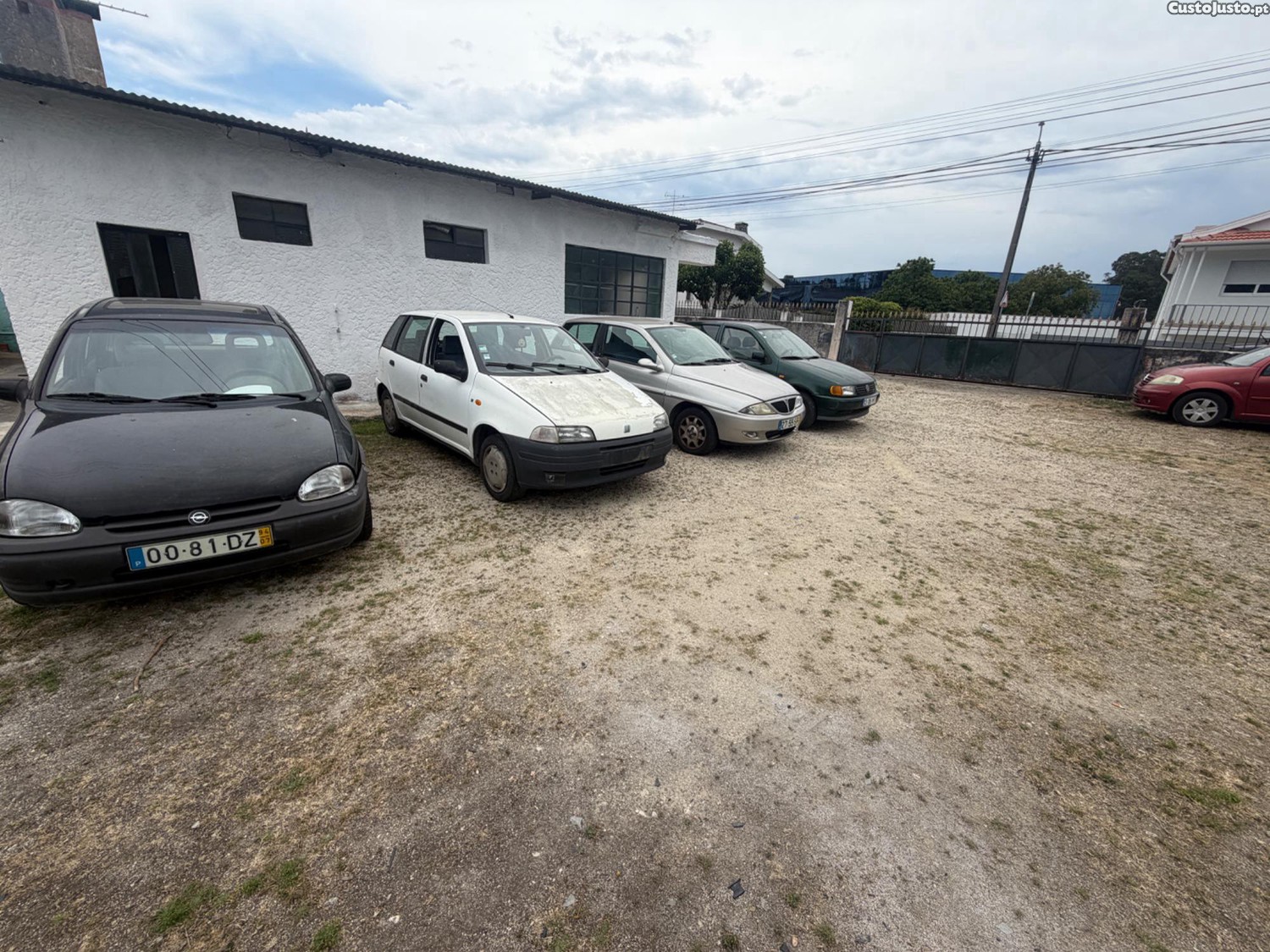 Fiat Punto 5 portas — fotografia 6