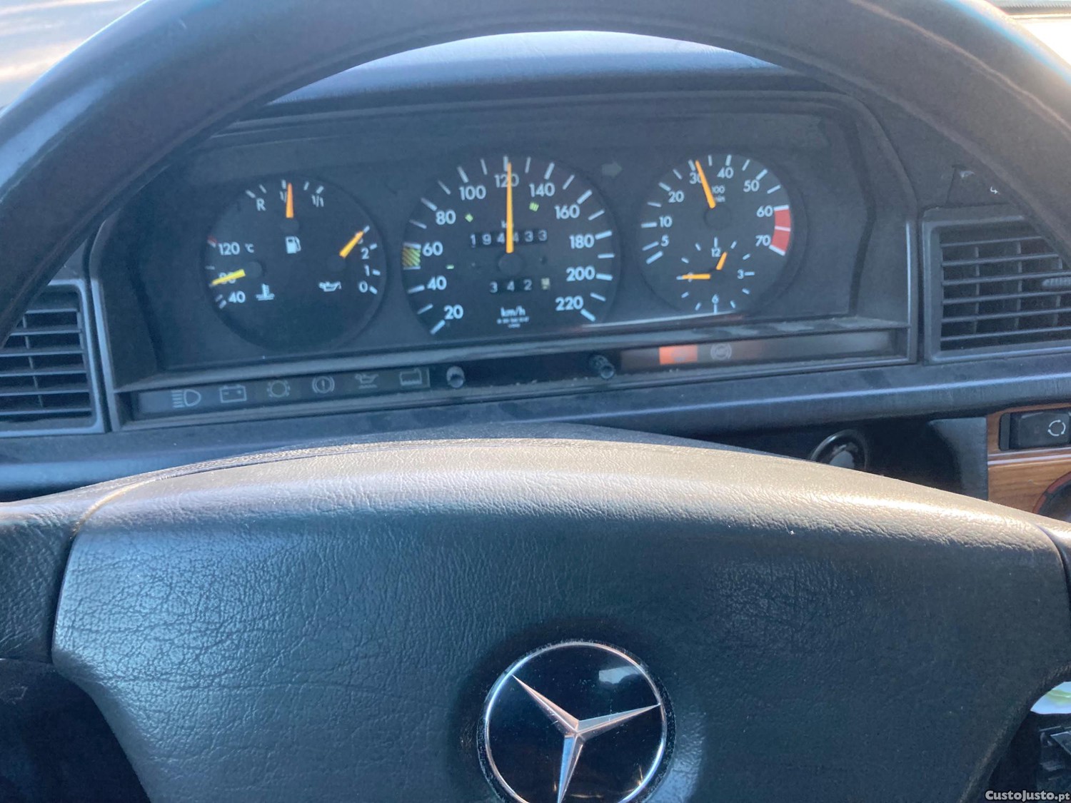 Mercedes-Benz 190 E — photo 3