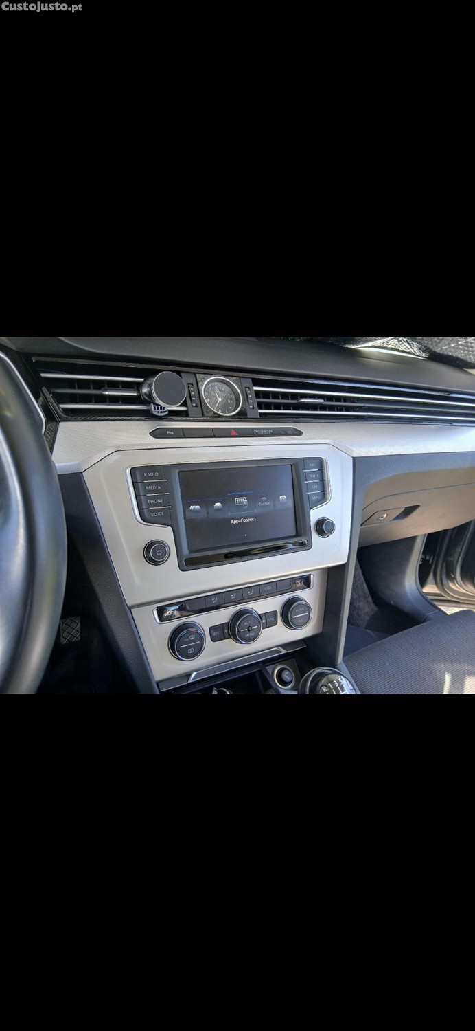 Volkswagen Passat Confort line — fotografia 5