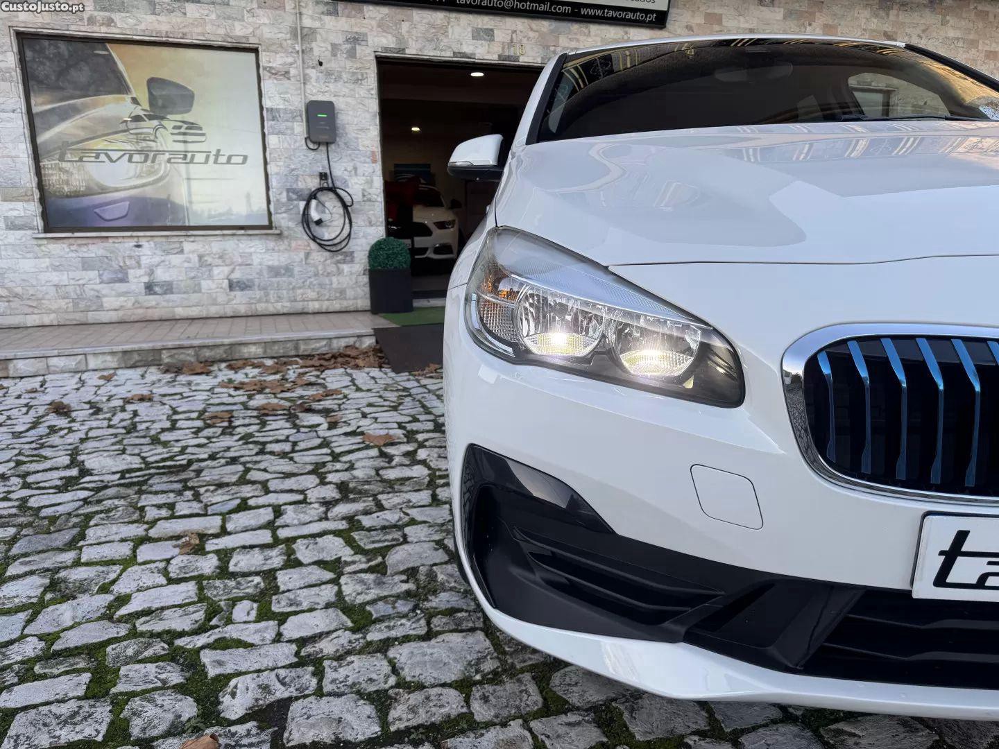 BMW 225 Active Tourer Line sport — fotografia 3