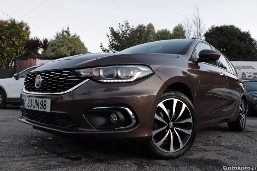 Fiat Tipo 1.6 M-Jet Lounge J17 - 18 foto 3