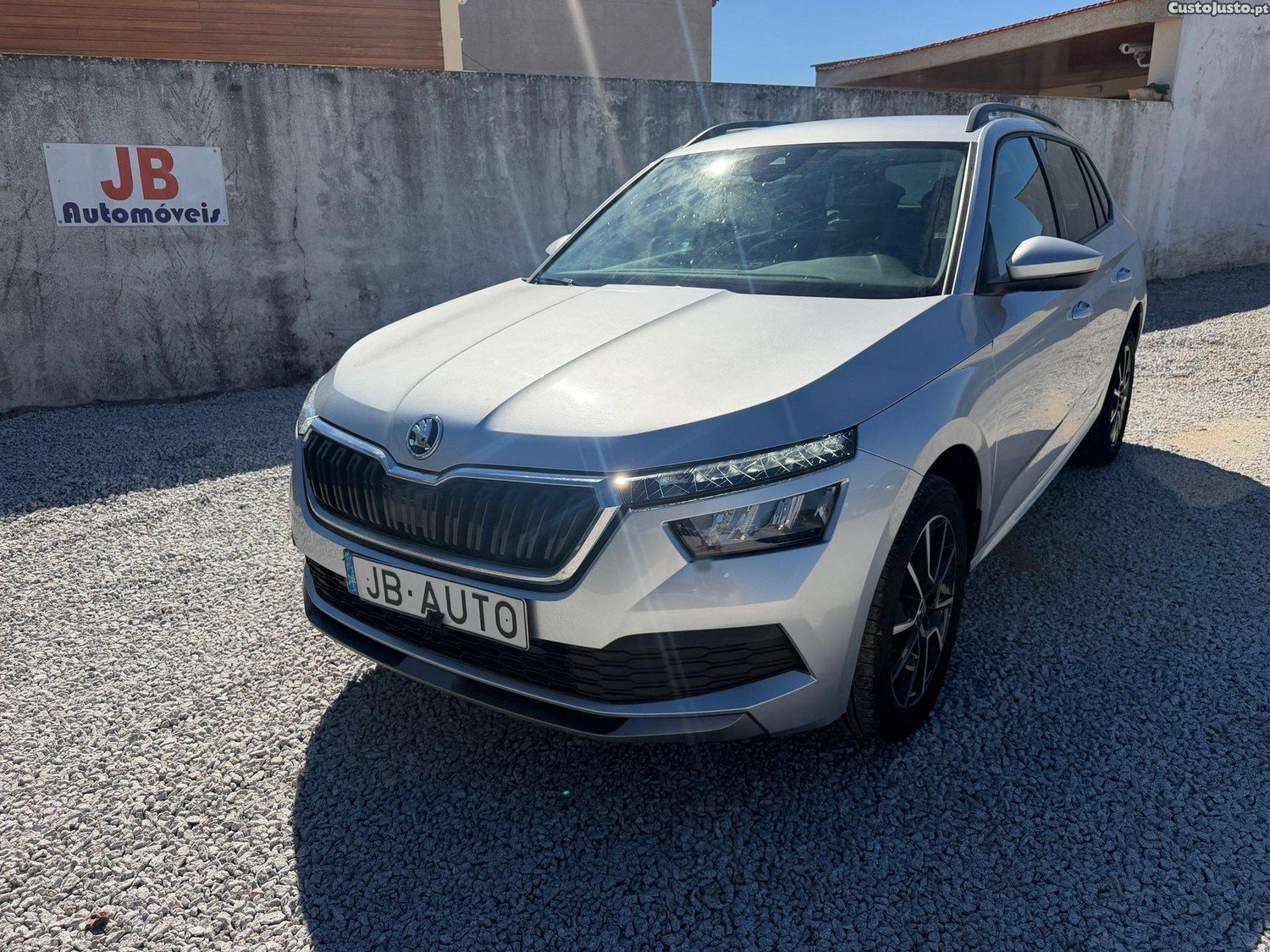 Skoda Kamiq 1.0 TSI — fotografia 12