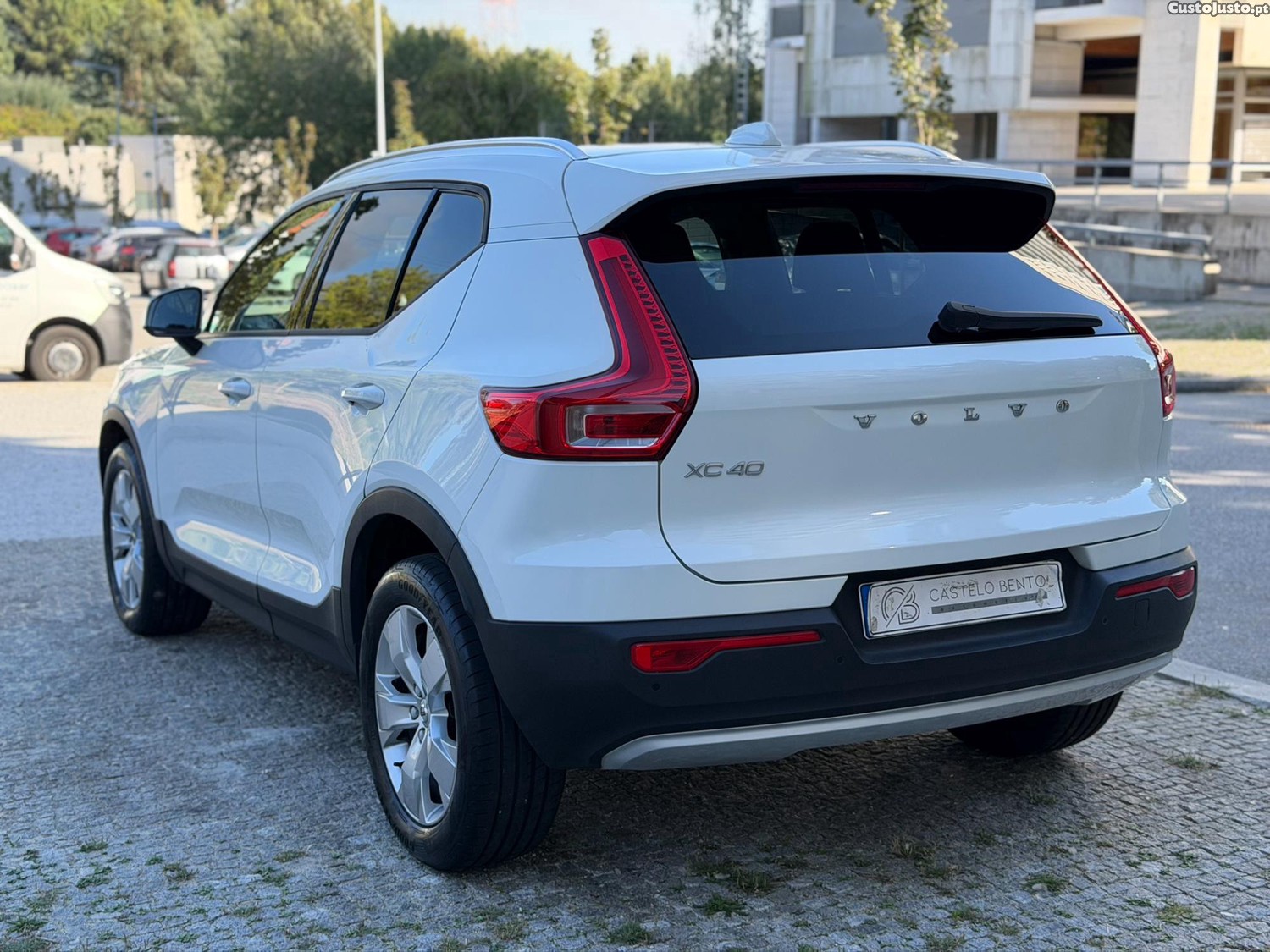 Volvo XC40 1.5 T3 — photo 4