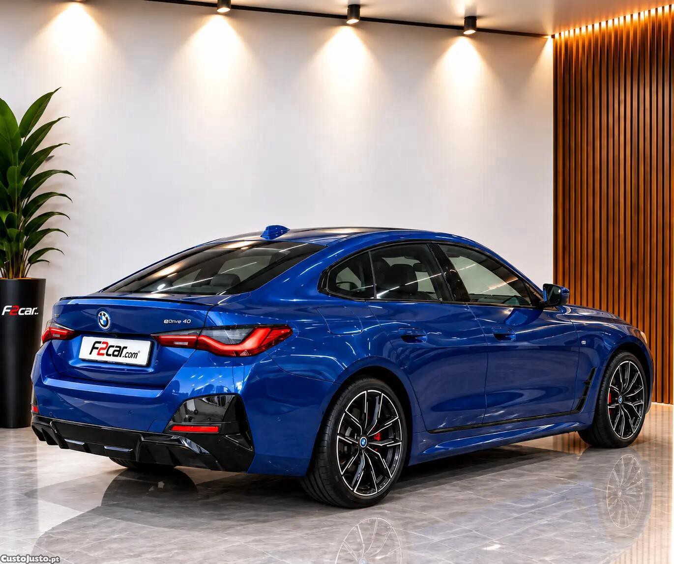 BMW i4 eDrive40 Pack Desportivo M - 24 foto 4
