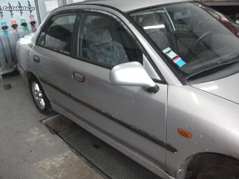 Mitsubishi Carisma 1.9 td para peças — fotografia 5