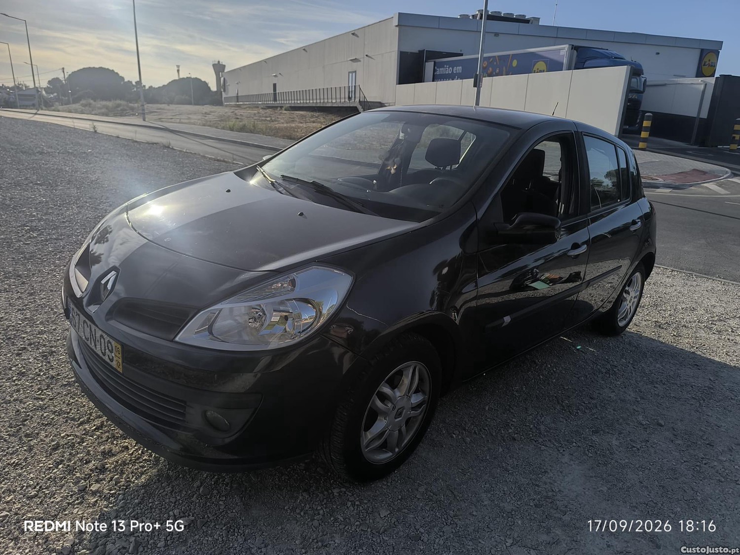 Renault Clio Expression — fotografia 3