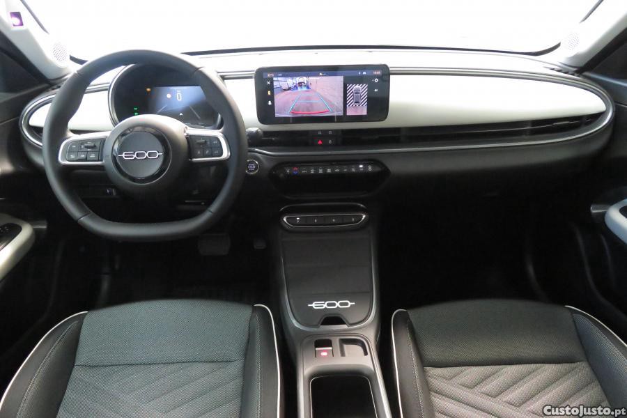 Fiat 600 1.2 Hybrid La Prima - 26 — photo 5