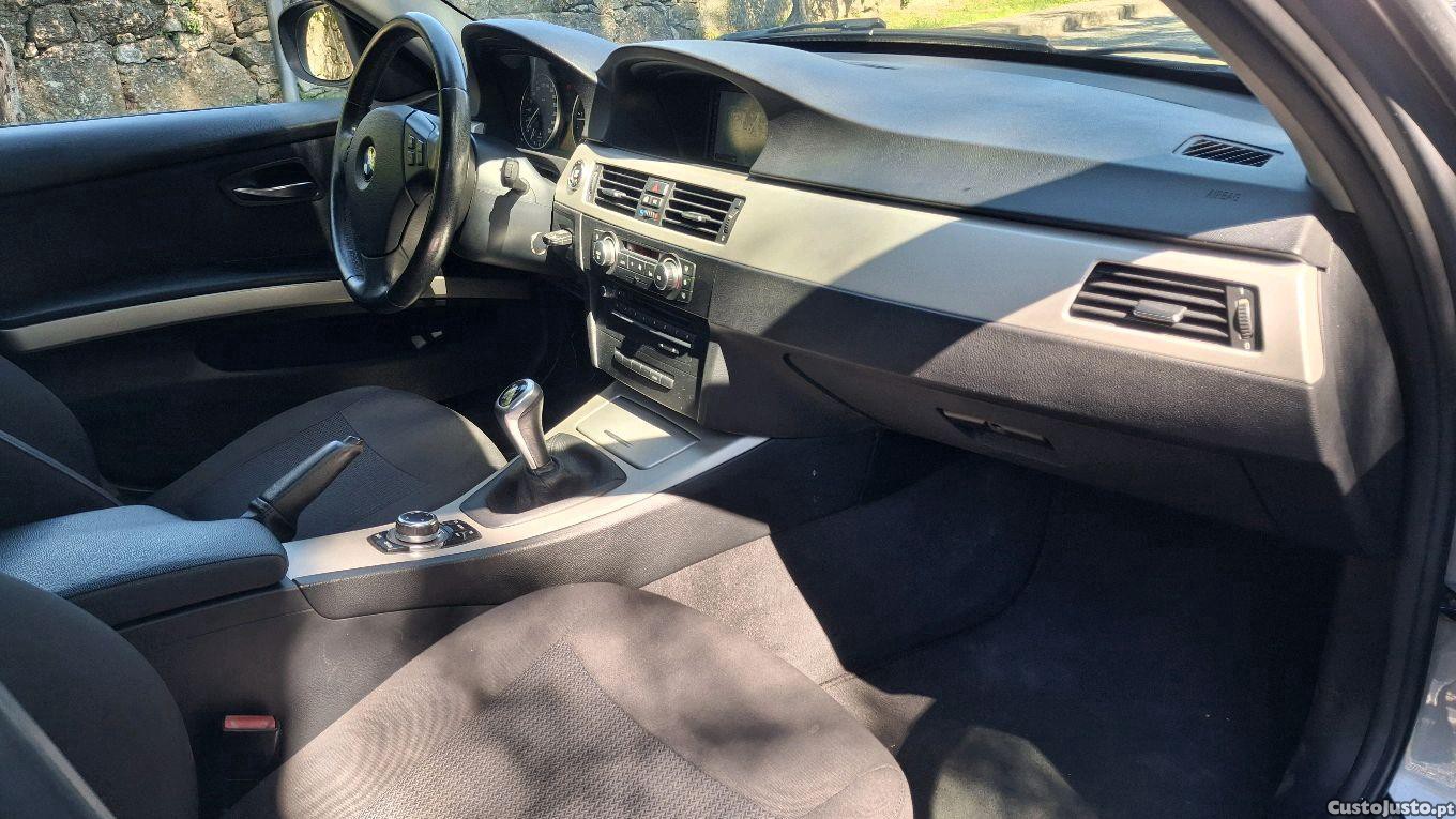 BMW 318 d Touring — fotografia 5
