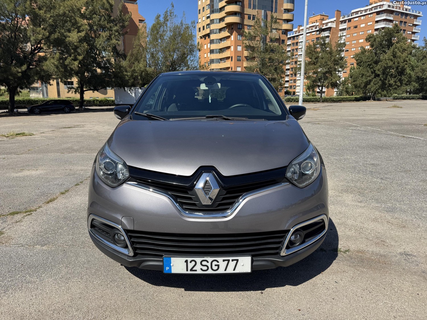 Renault Captur 1.5Dci - 16 foto 3