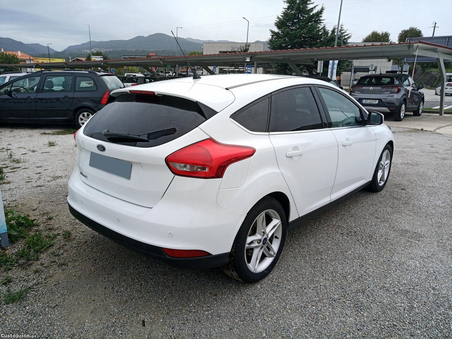 Ford Focus III (2) 1.5 TDCi 120cv Titanium — photo 4