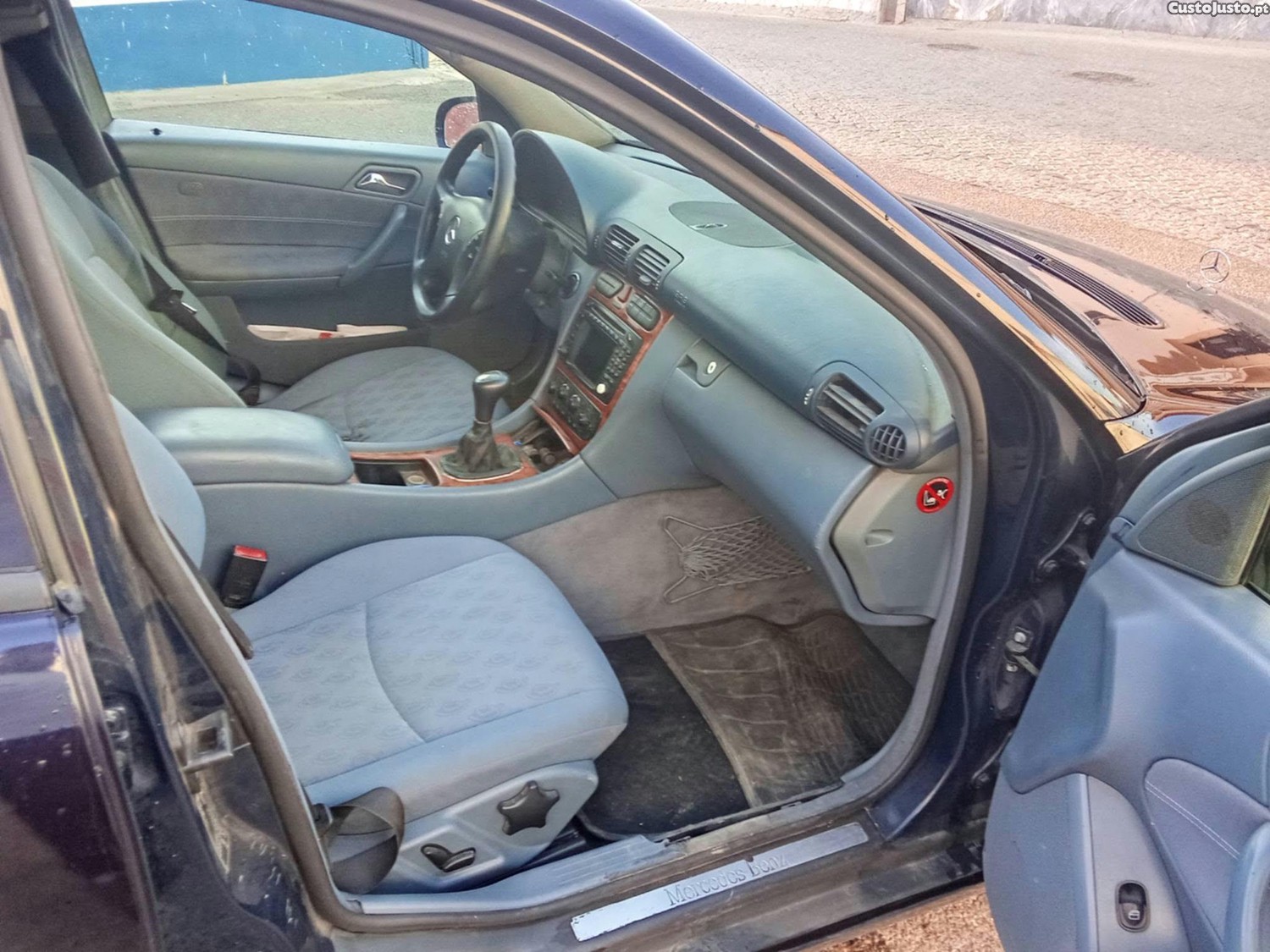 Mercedes-Benz C 220 C220 - 04 foto 5