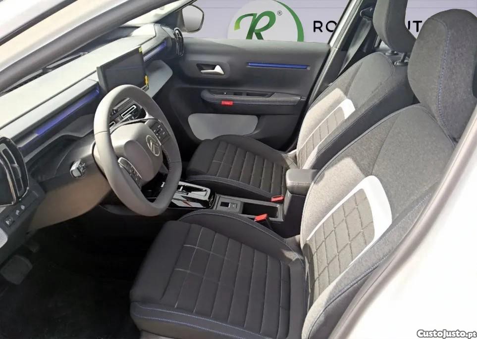 Citroën e-C3 44 kWh Autonomia Conforto Plus — fotografia 4