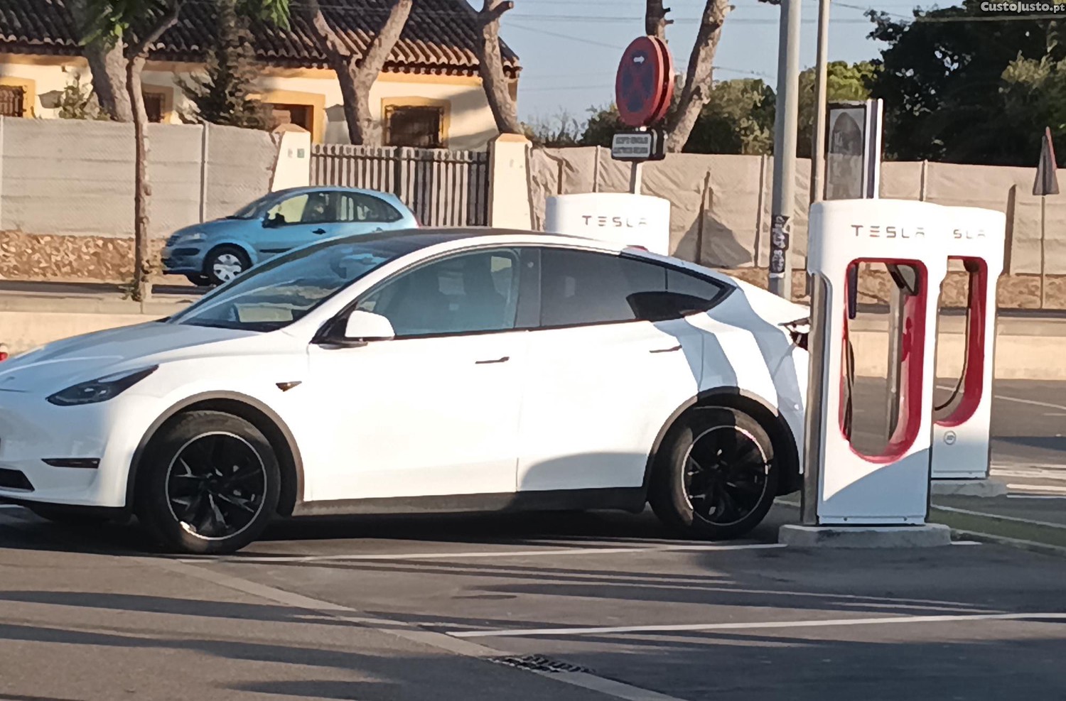 Tesla Model Y IVA DEDUTÍVEL long range dual motor - 21 — photo 3