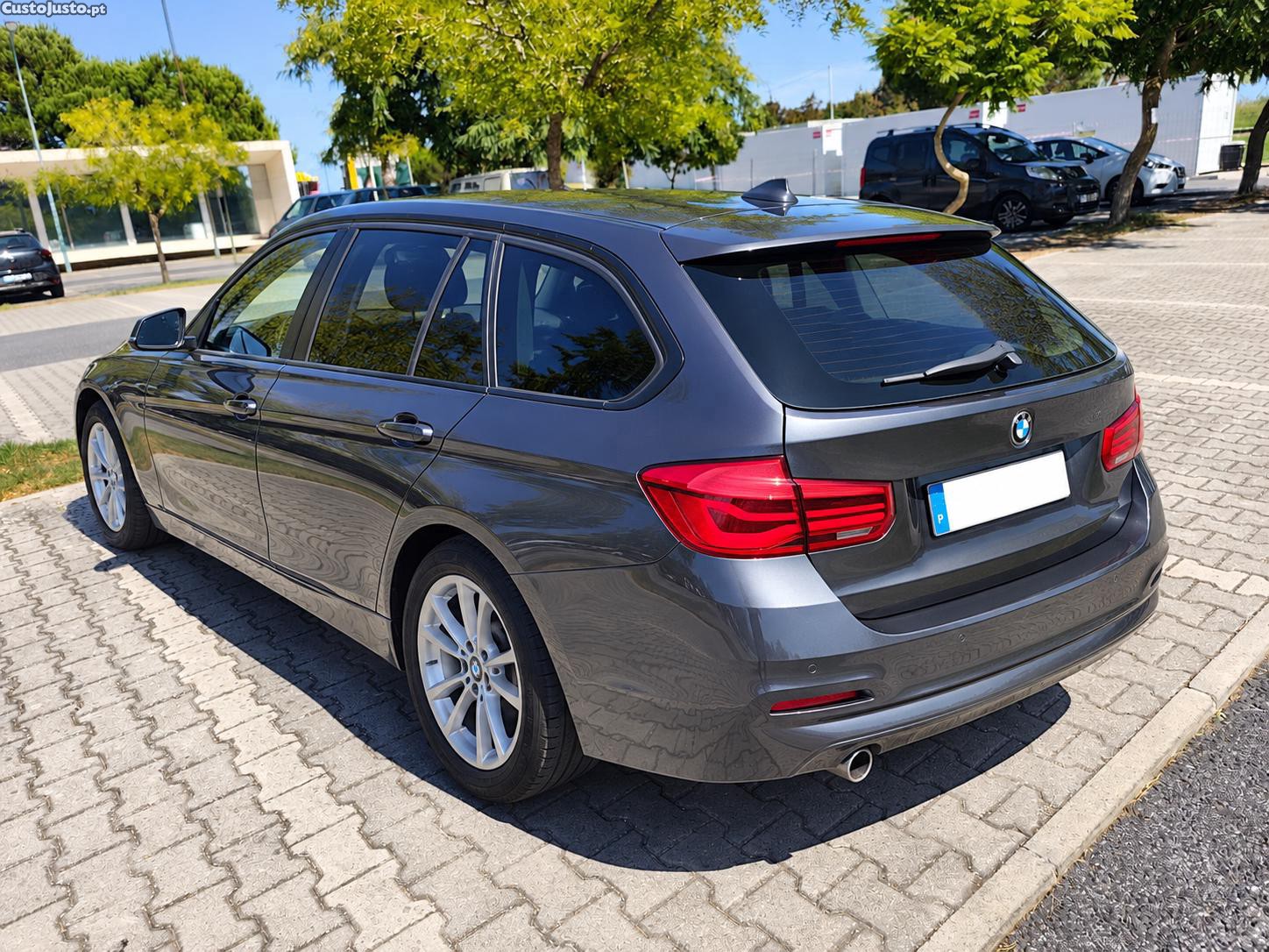 BMW 316 d Touring Diesel - 15 foto 3