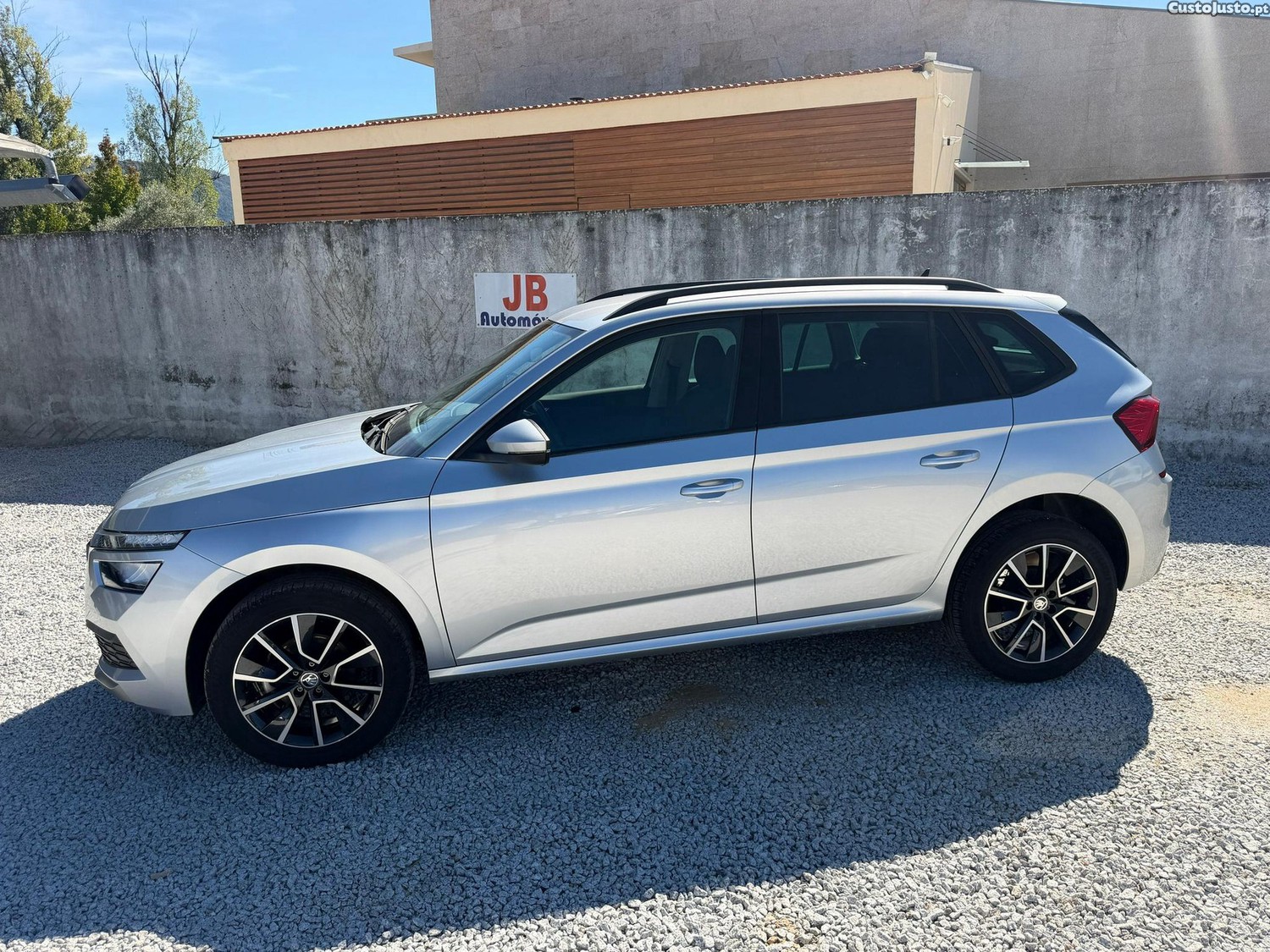 Skoda Kamiq 1.0 TSI — fotografia 9