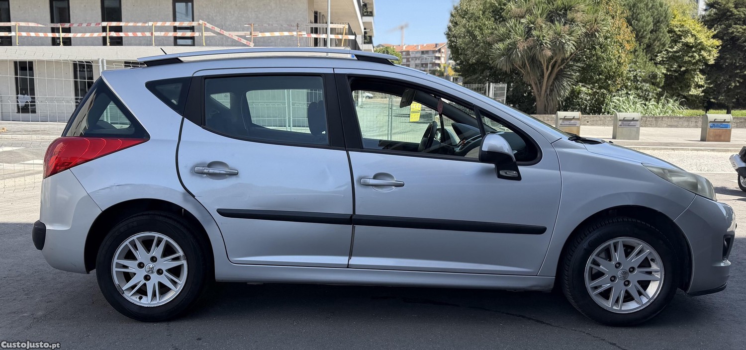 Peugeot 207 SW — fotografia 5