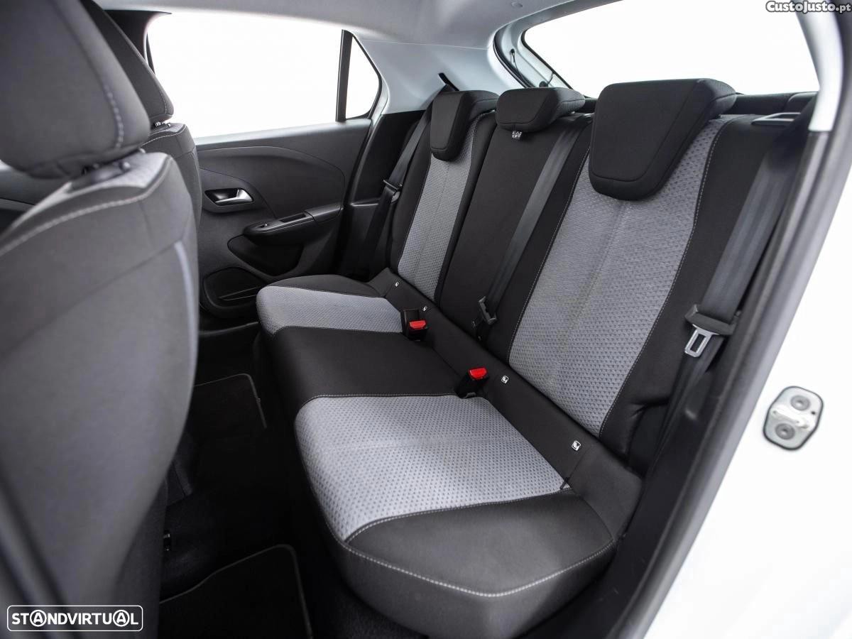 Opel Corsa 1.2 — fotografia 2