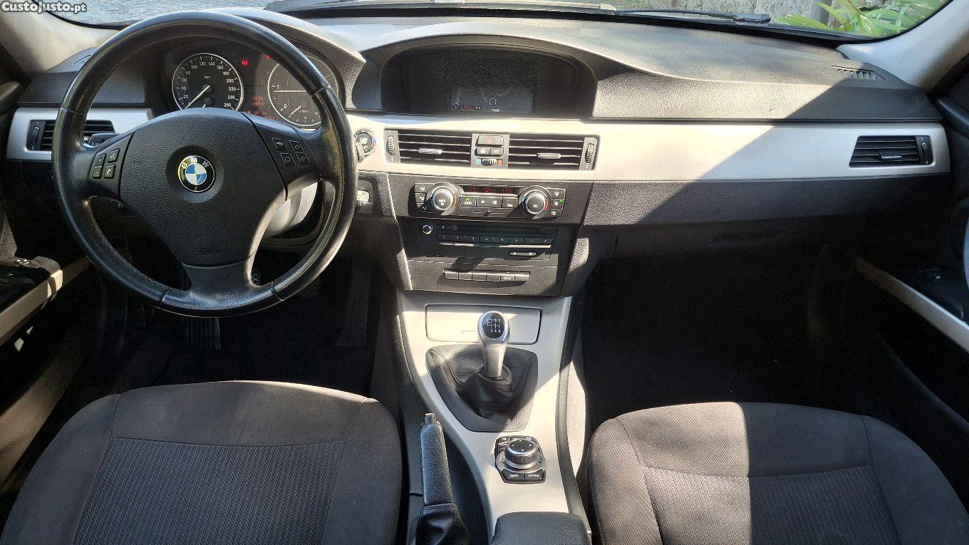 BMW 318 d Touring — fotografia 4