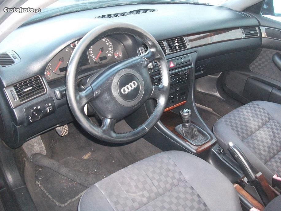 Audi A6 1.9 TDi para peças - 01 foto 4
