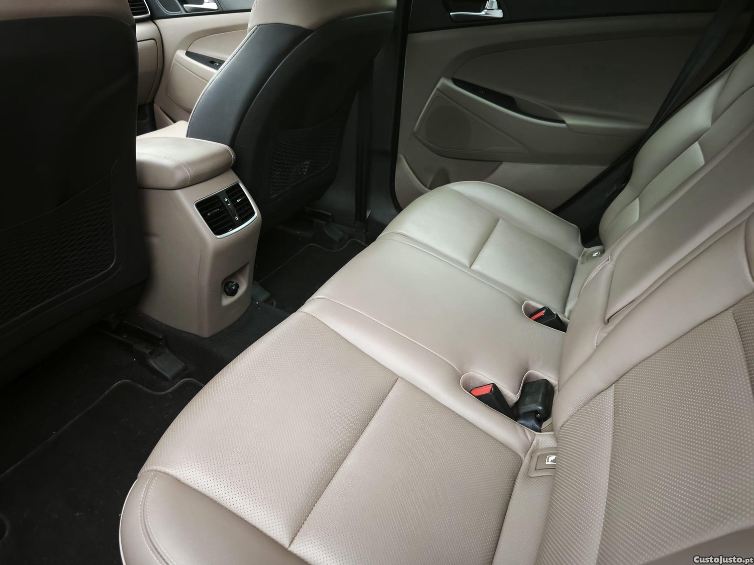 Hyundai Tucson 1.6 CRDI PREMIUM +PELE — fotografia 7
