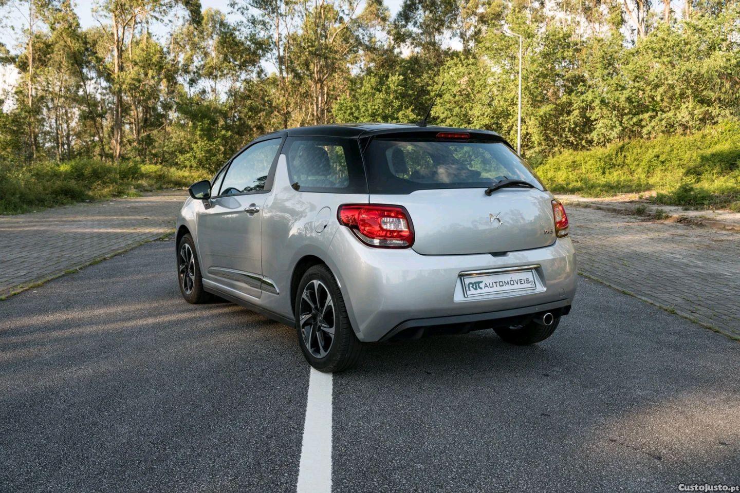 DS DS 3 1.2 PureTech Chic - 18 foto 2