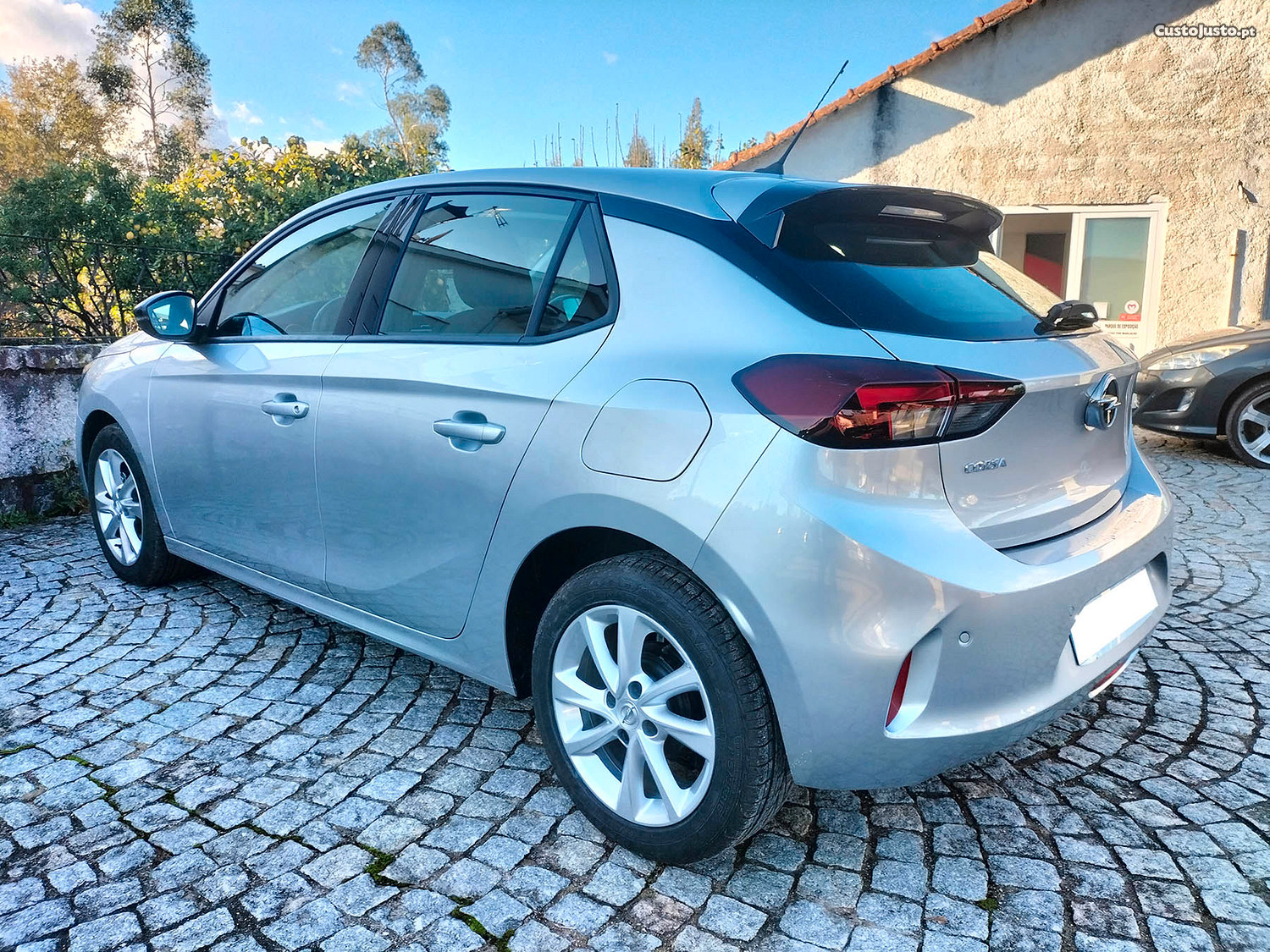Opel Corsa F 1.2i c/ GPS - 22 — photo 4