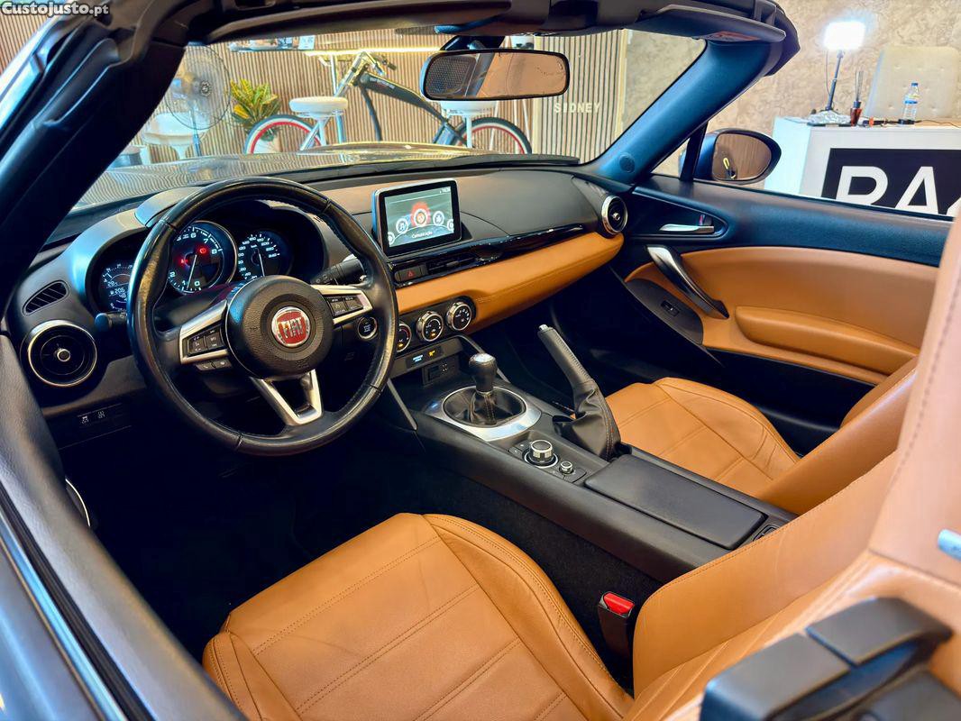 Fiat 124 Spider 1.4 T Multiair Lusso - 17 — photo 3