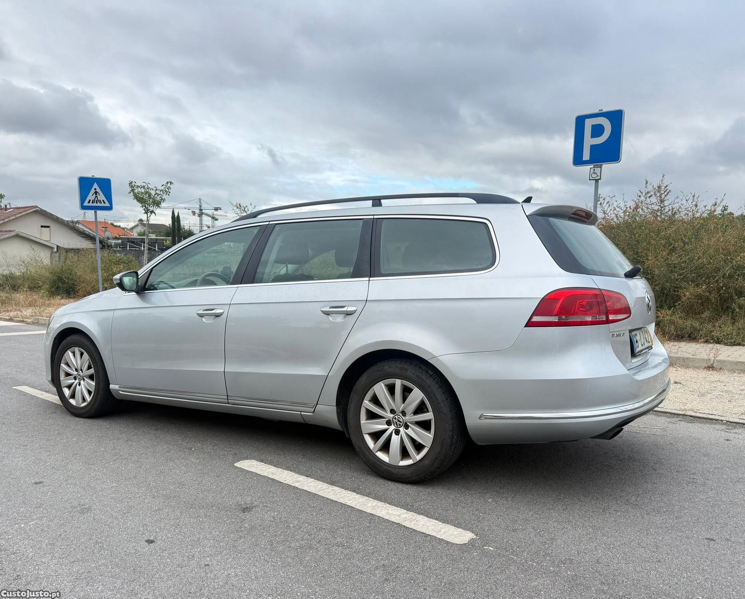 VW Passat 1.6 TDi BlueMotion — photo 4