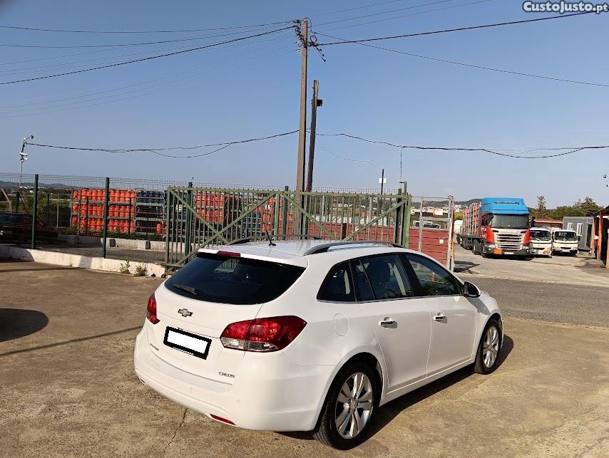 Chevrolet Cruze 1.7 CDTI — fotografia 5