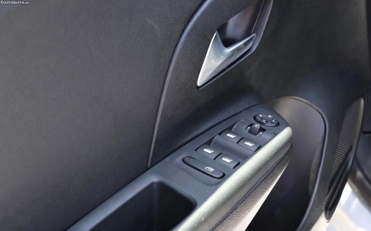 Opel Corsa 1.2 Elegance — fotografia 3