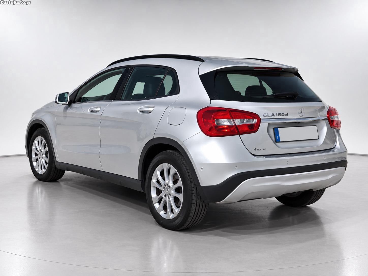 Mercedes-Benz GLB 180 180D 7G-DCT - 16 foto 2