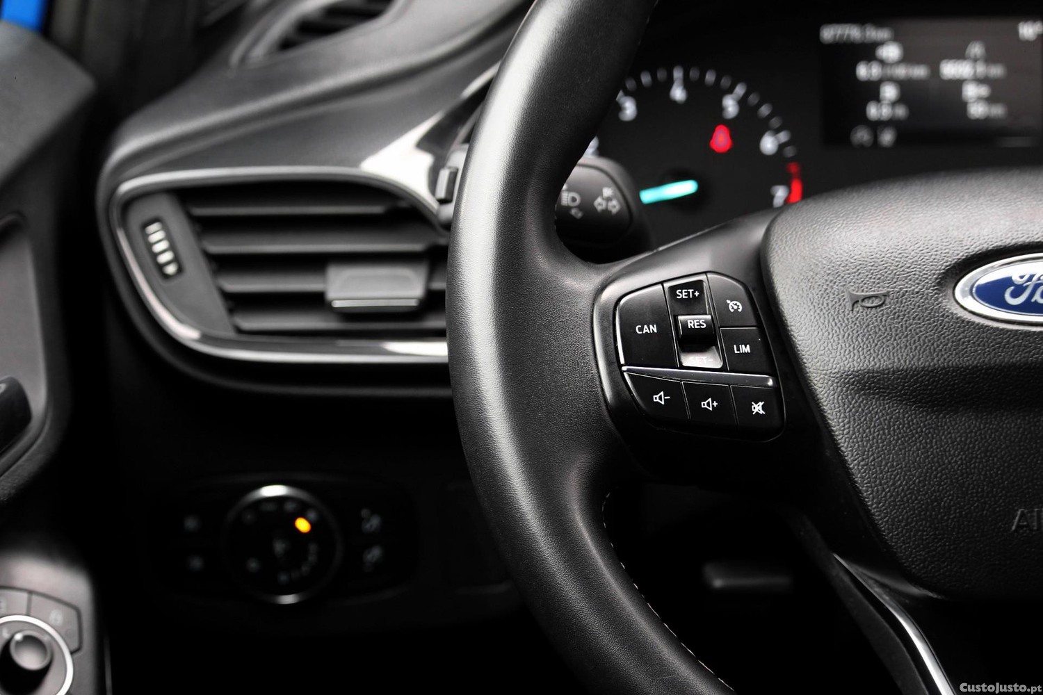 Ford Puma 1.0 EcoBoost MHEV Titanium — fotografia 6