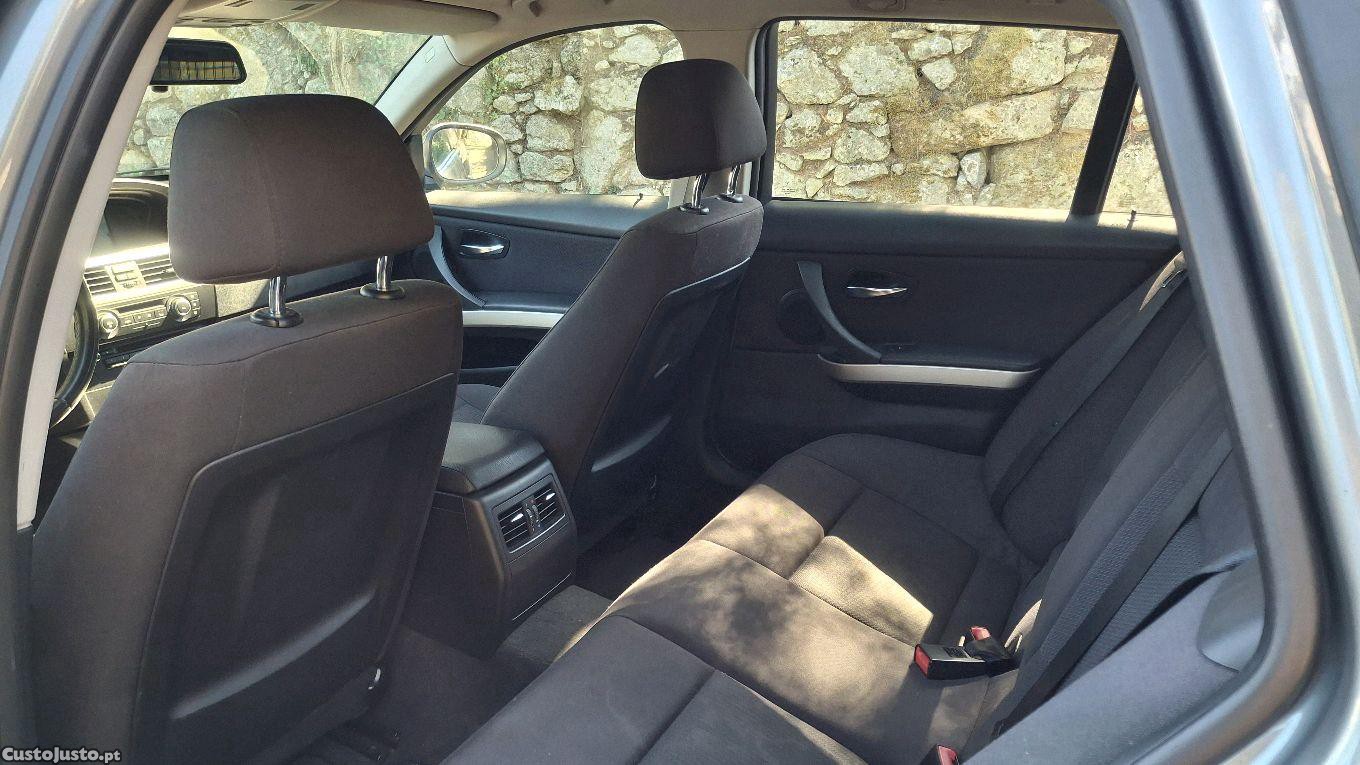 BMW 318 d Touring — fotografia 3