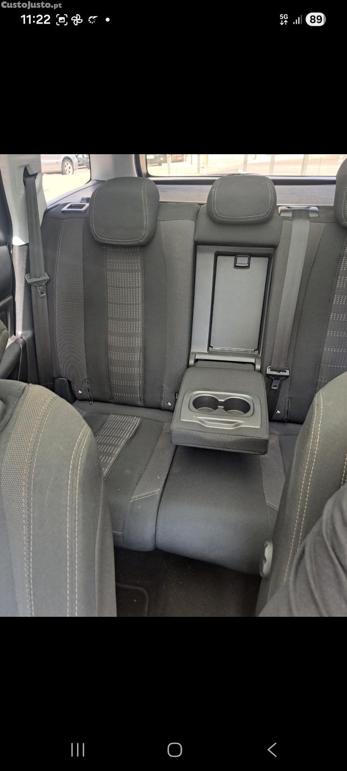 Peugeot 308 SW HDI — fotografia 4
