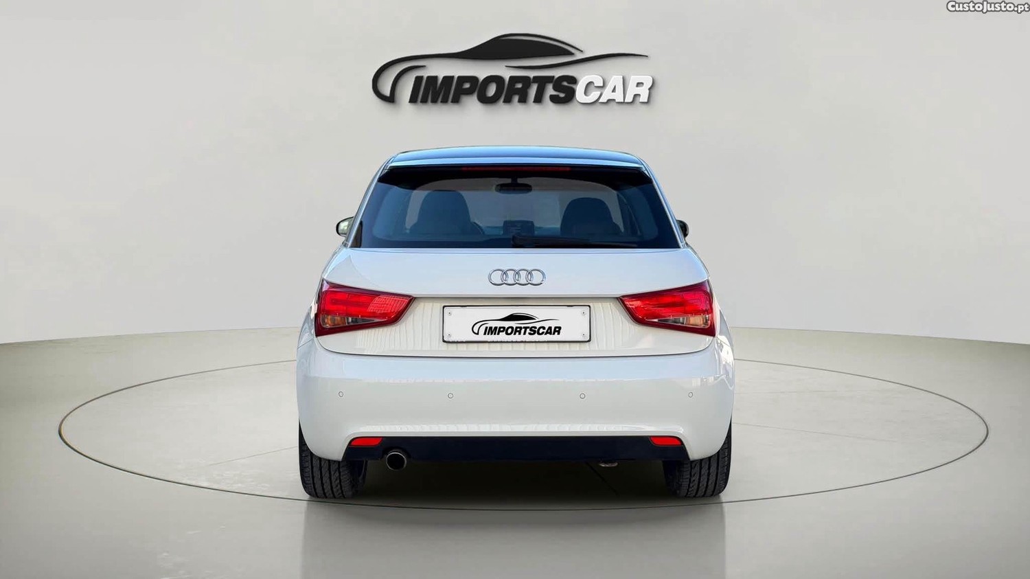 Audi A1 Sportback 1.6 TDi Sport — photo 4